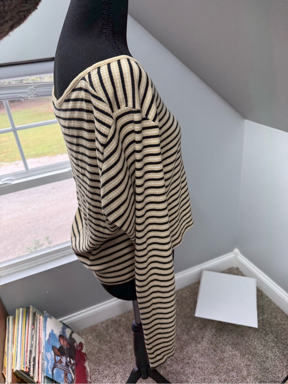 Levi’s striped button down - Picture 6 of 8